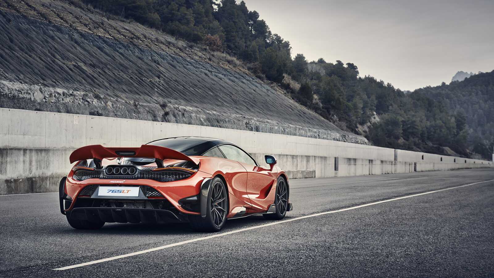 McLaren 765LT 4K Wallpapers Collection