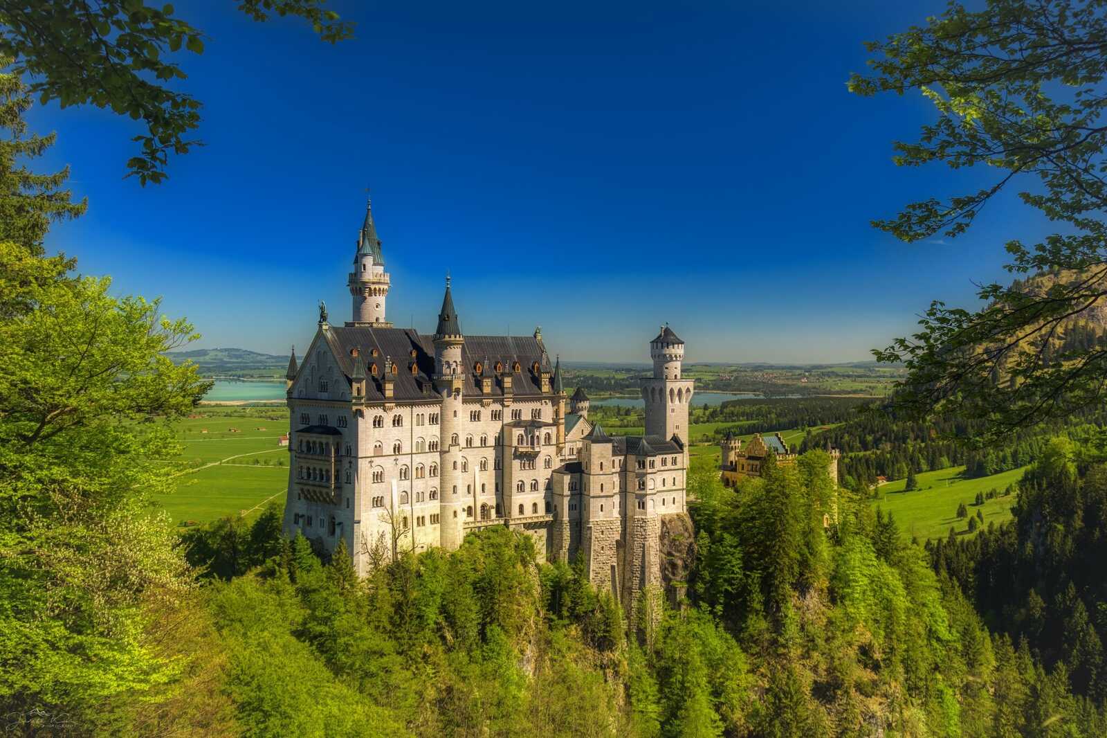 Neuschwanstein Castle Wallpapers (59 images) - WallpaperCat