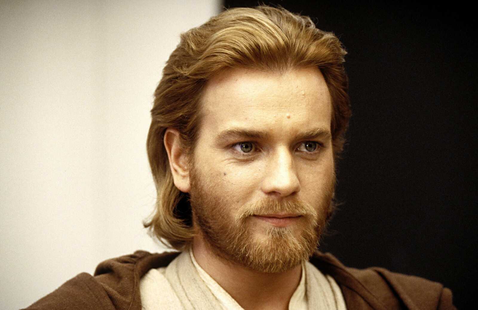 Ewan McGregor Wallpapers (32 images) - WallpaperCat
