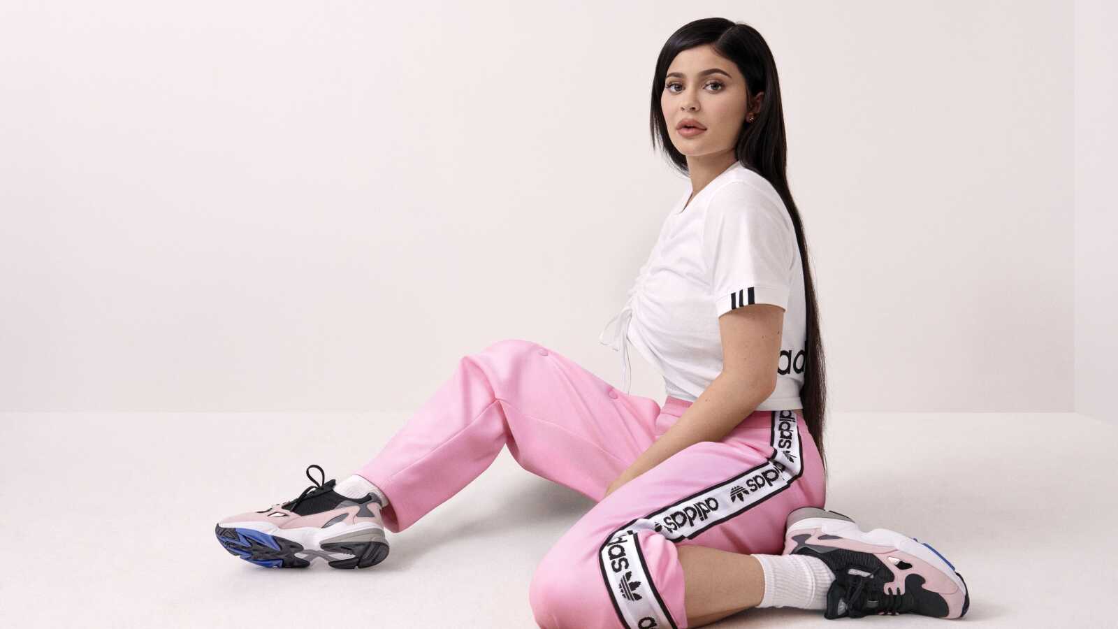 Adidas 4K Wallpapers Collection