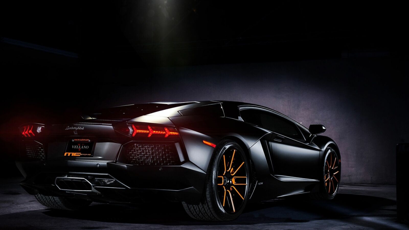 Black Aventador Rear View