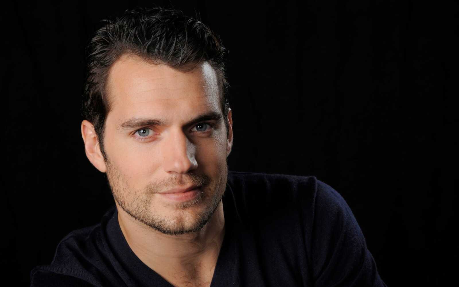 Henry Cavill Portrait