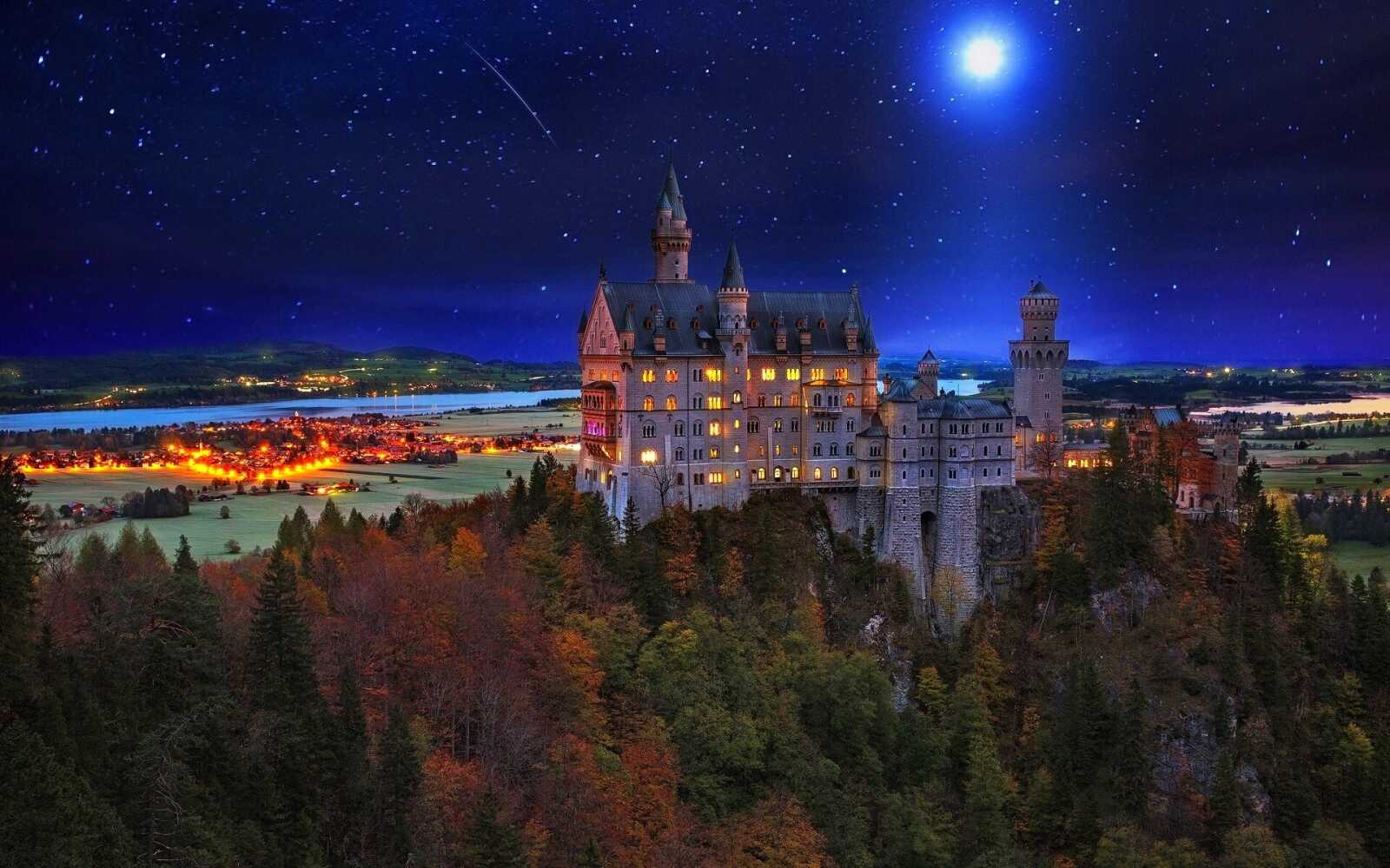 Neuschwanstein Castle Wallpapers (59 images) - WallpaperCat