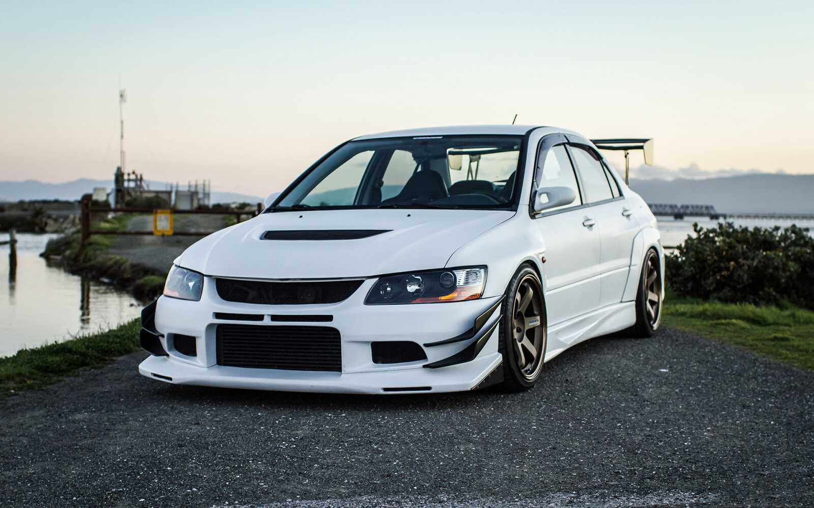 Mitsubishi Lancer Wallpapers (60 images) - WallpaperCat
