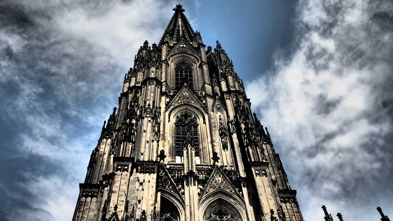 Gothic Architecture Wallpapers (51 images) - WallpaperCat