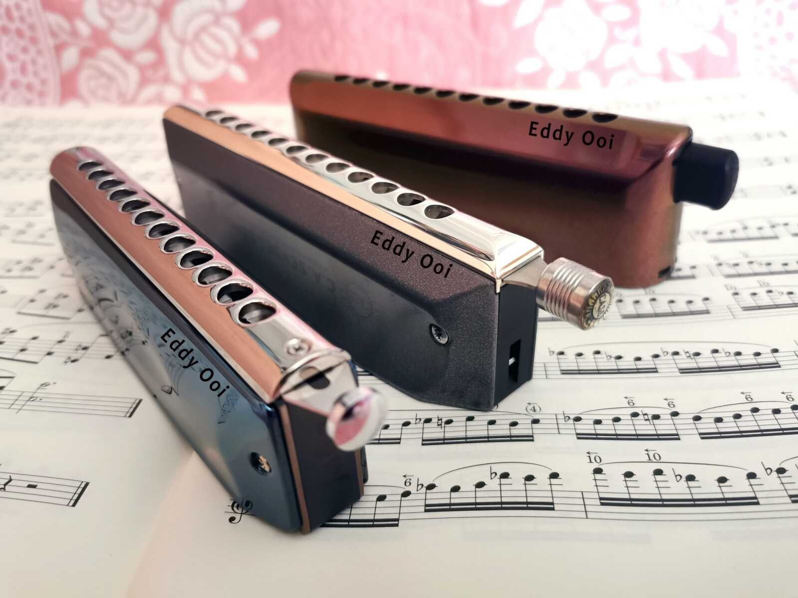 Harmonica Wallpapers (26 images) - WallpaperCat