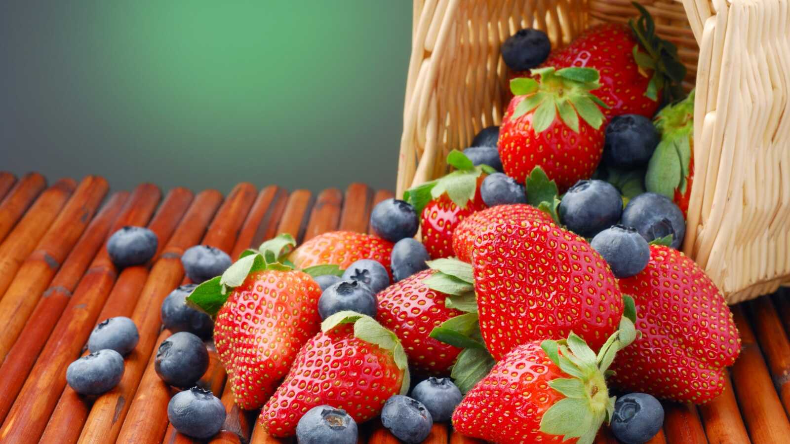 Blueberry 4K Wallpapers Collection
