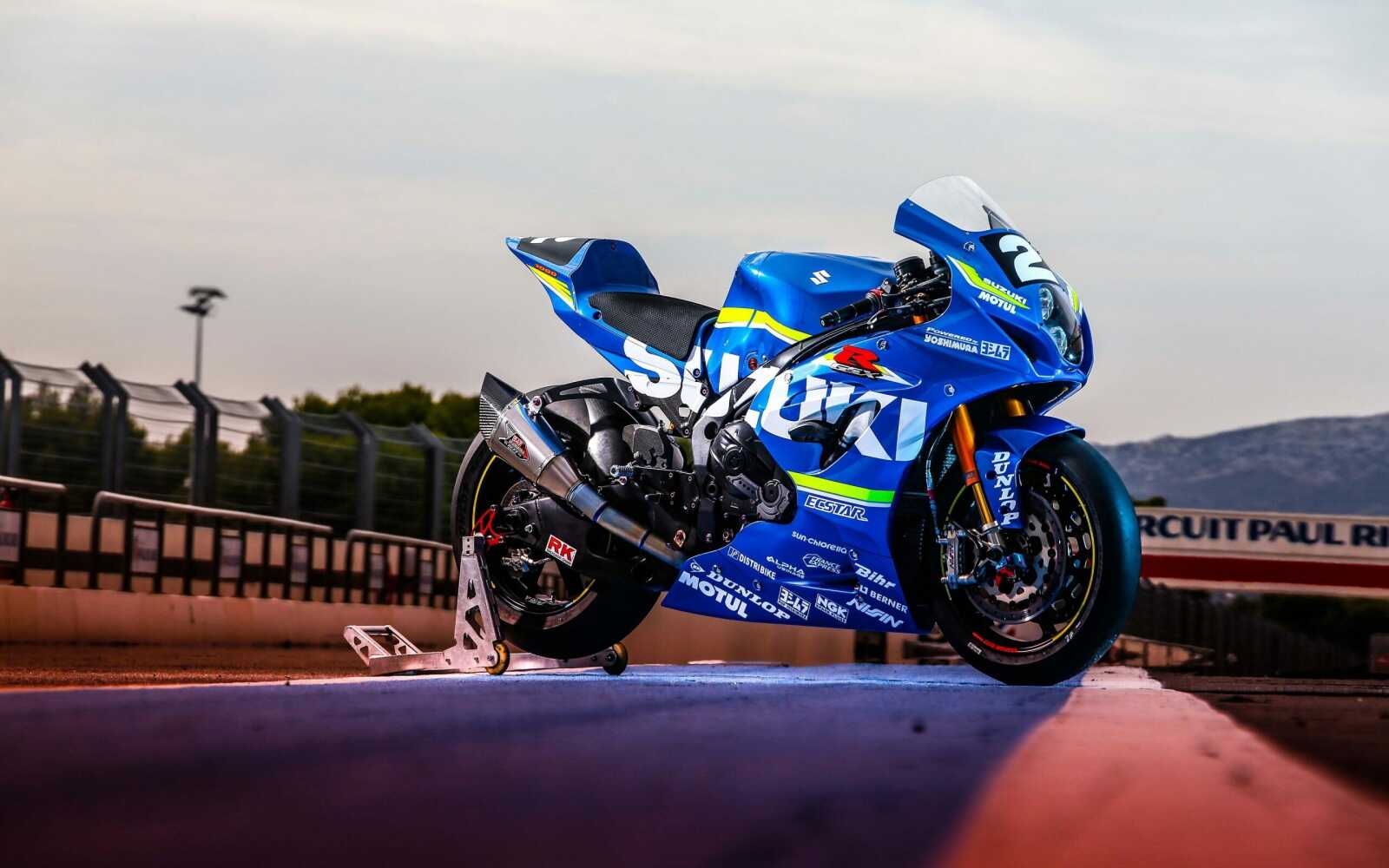 Suzuki GSX-R1000 4K Wallpapers Collection