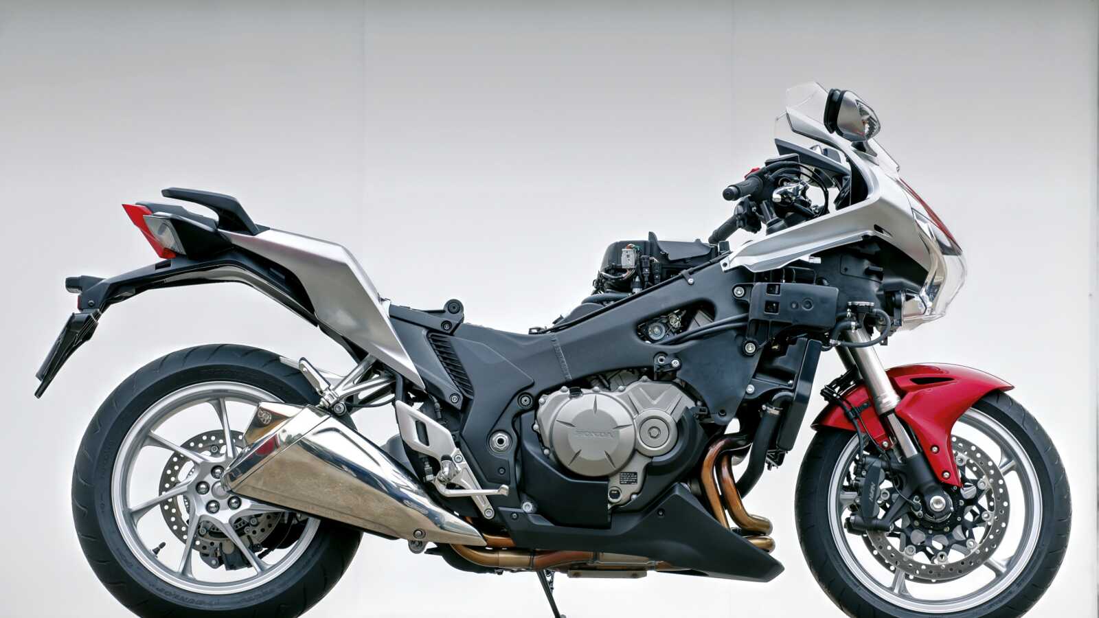 String Bekine Bike Wallpaper Street Bike Wallpapers (34 images) - WallpaperCat