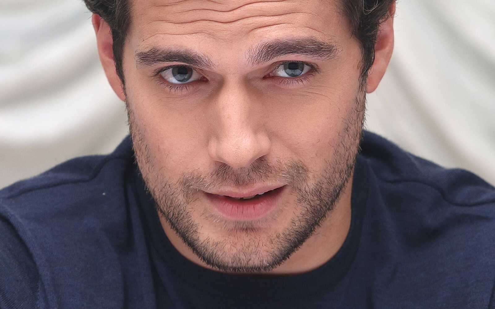 Henry Cavill Closeup