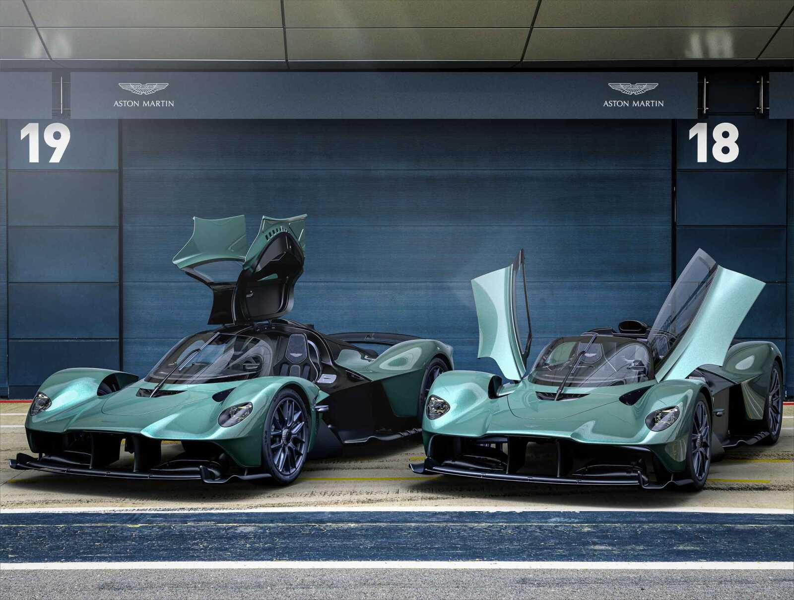 Aston Martin Valkyrie Wallpapers (35 images) WallpaperCat — free download