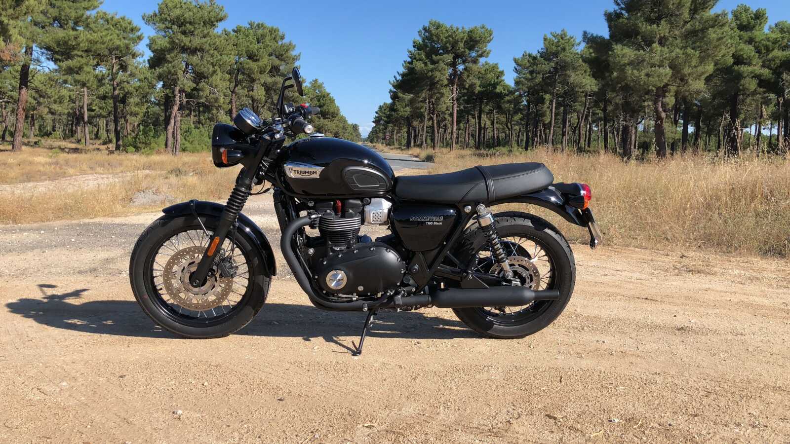 Triumph Bonneville T100 Wallpapers 30 Images WallpaperCat