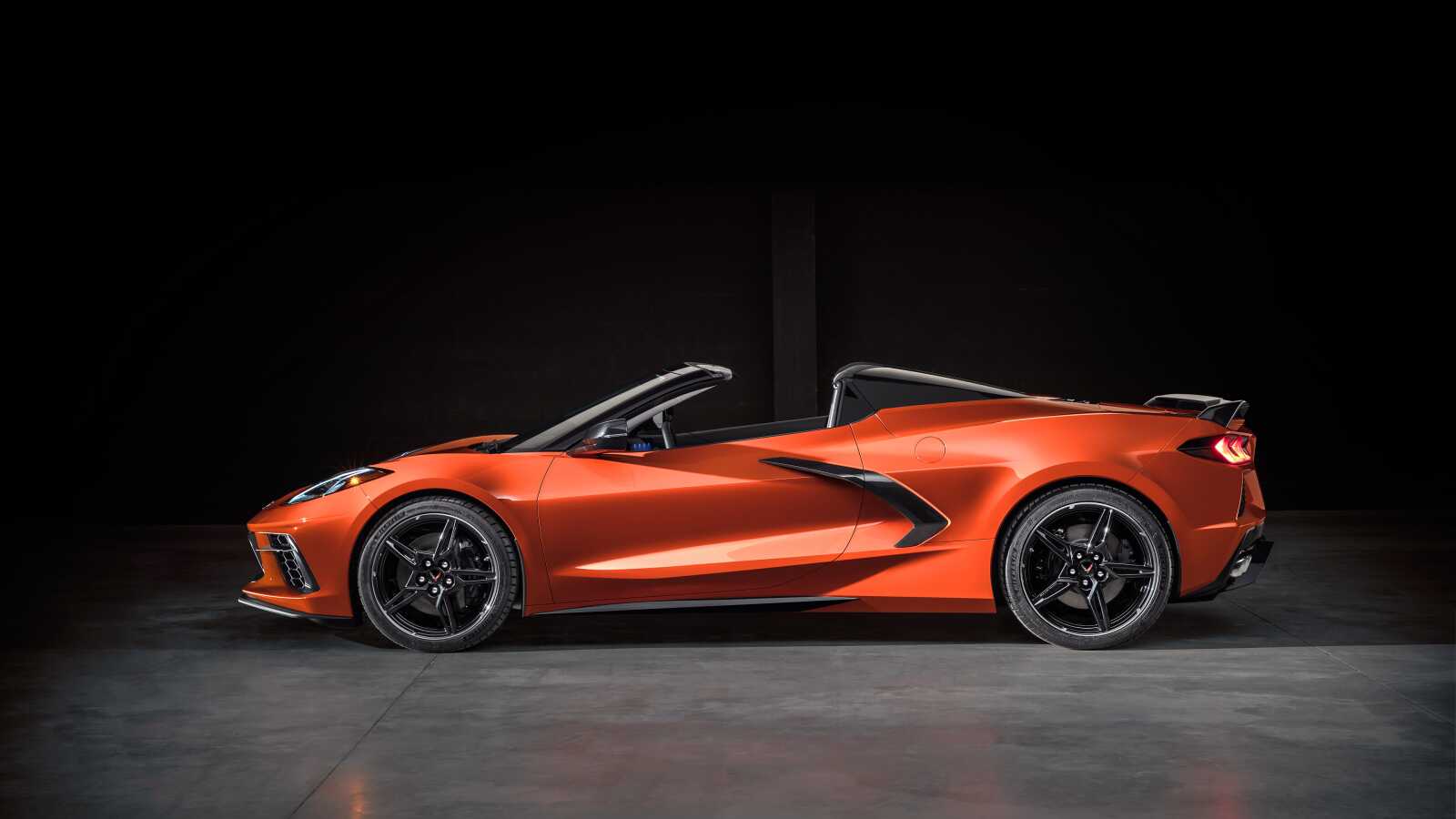 C8 Stingray Convertible Left Side