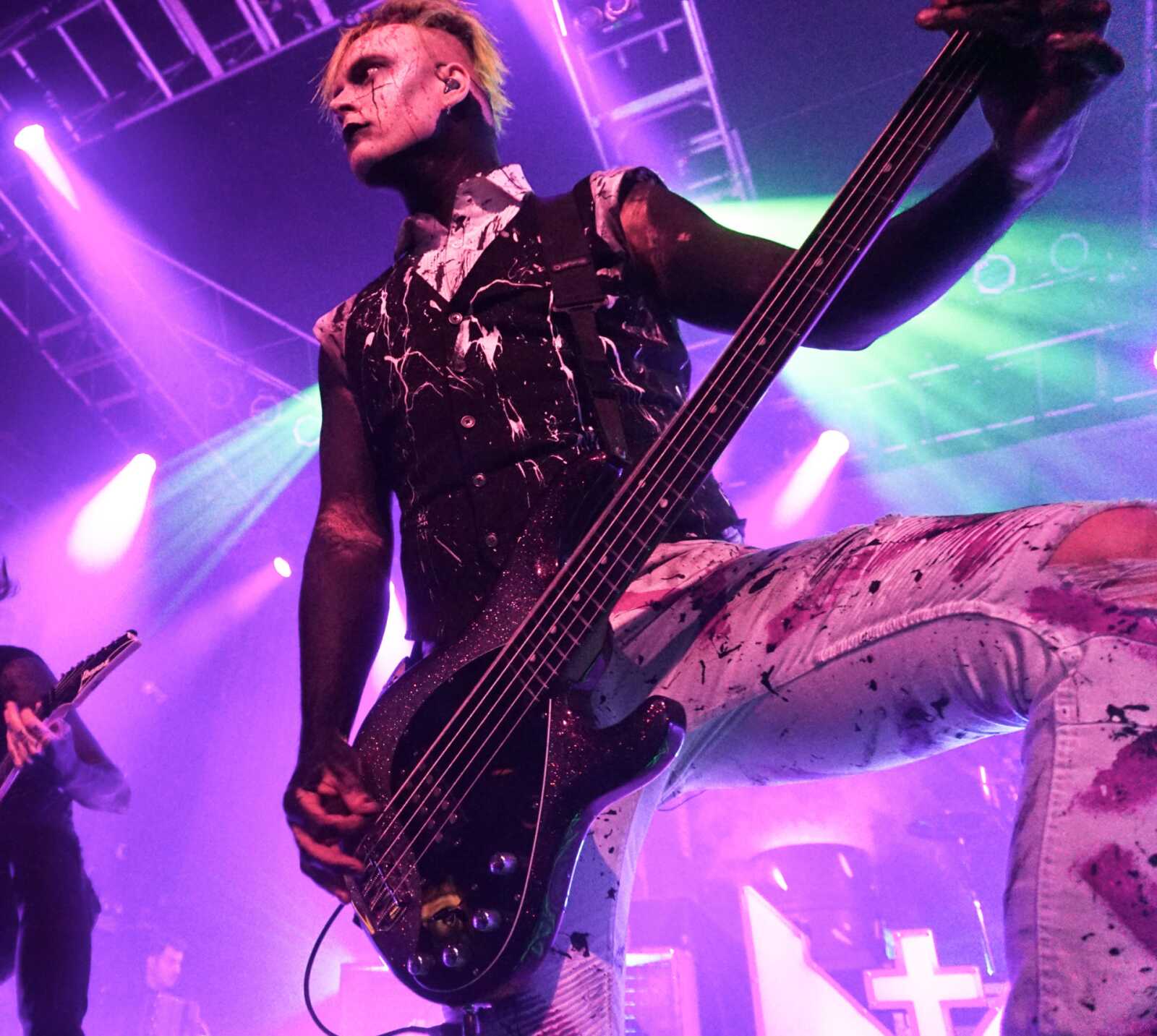 Motionless Image Motionless in White Wallpapers (33 images) - WallpaperCat