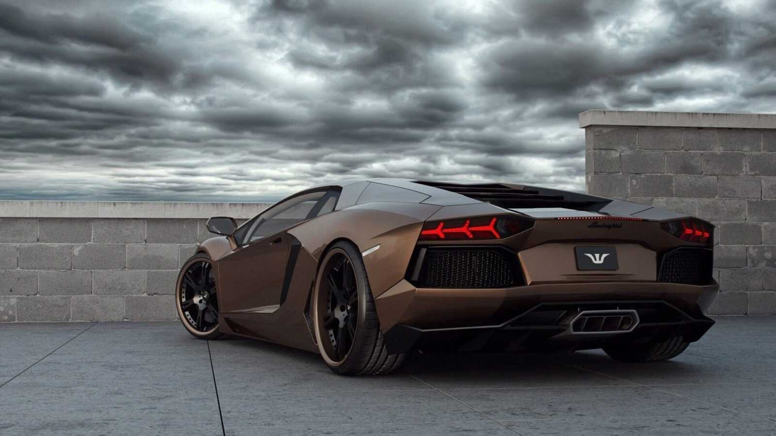Lamborghini Aventador Rear