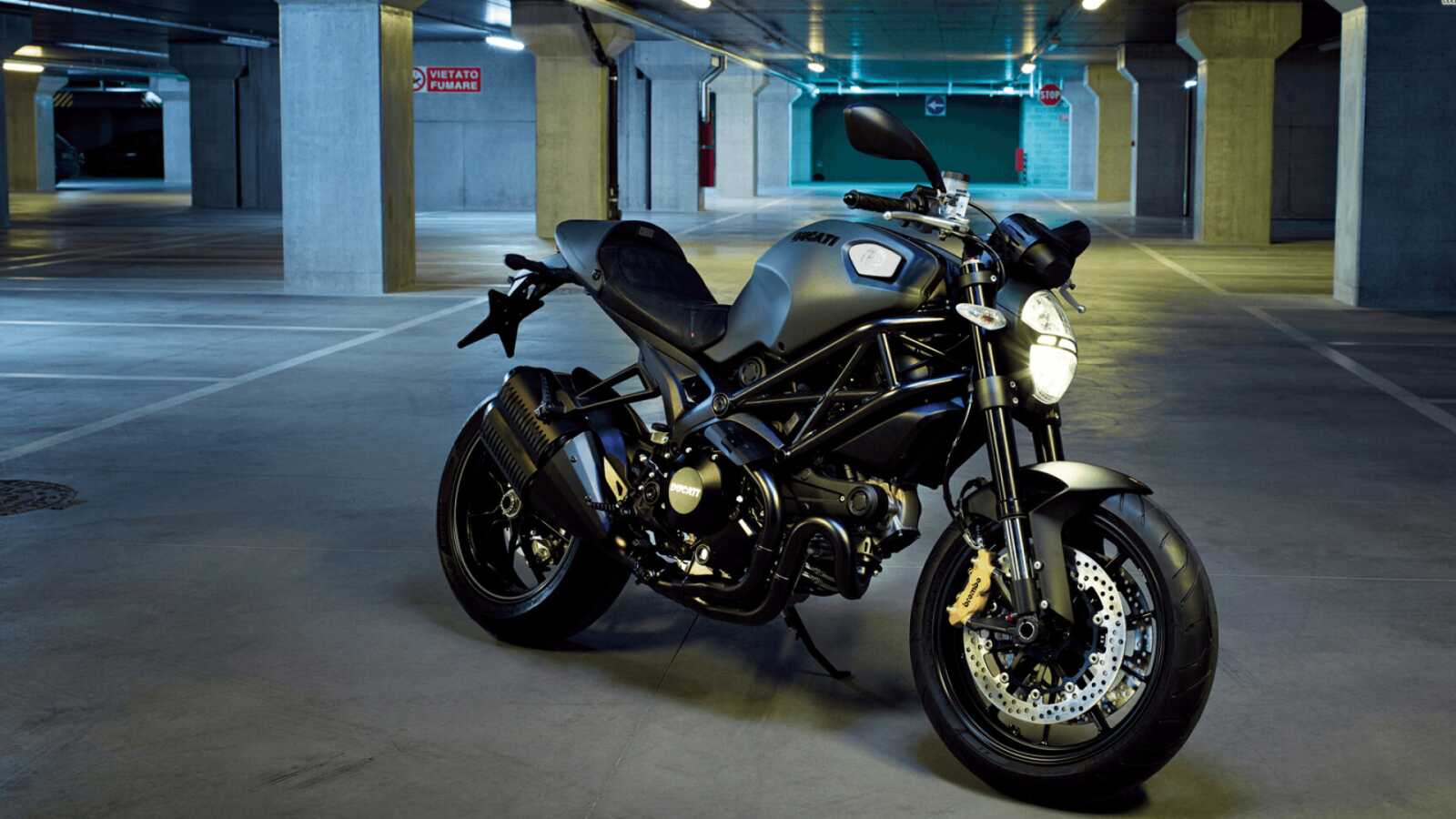 Ducati Monster 696