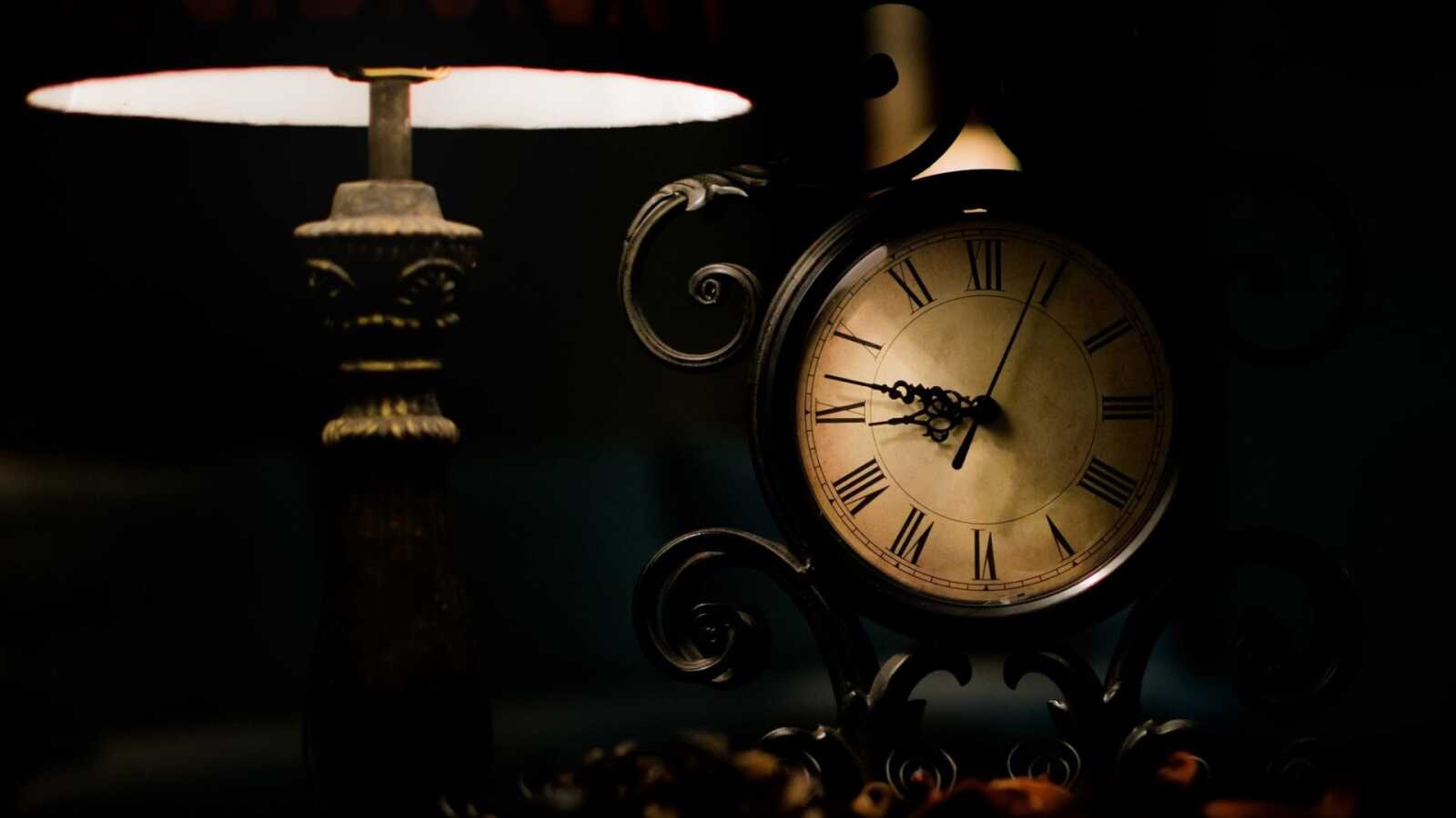 Clock Wallpapers (132 images) - WallpaperCat