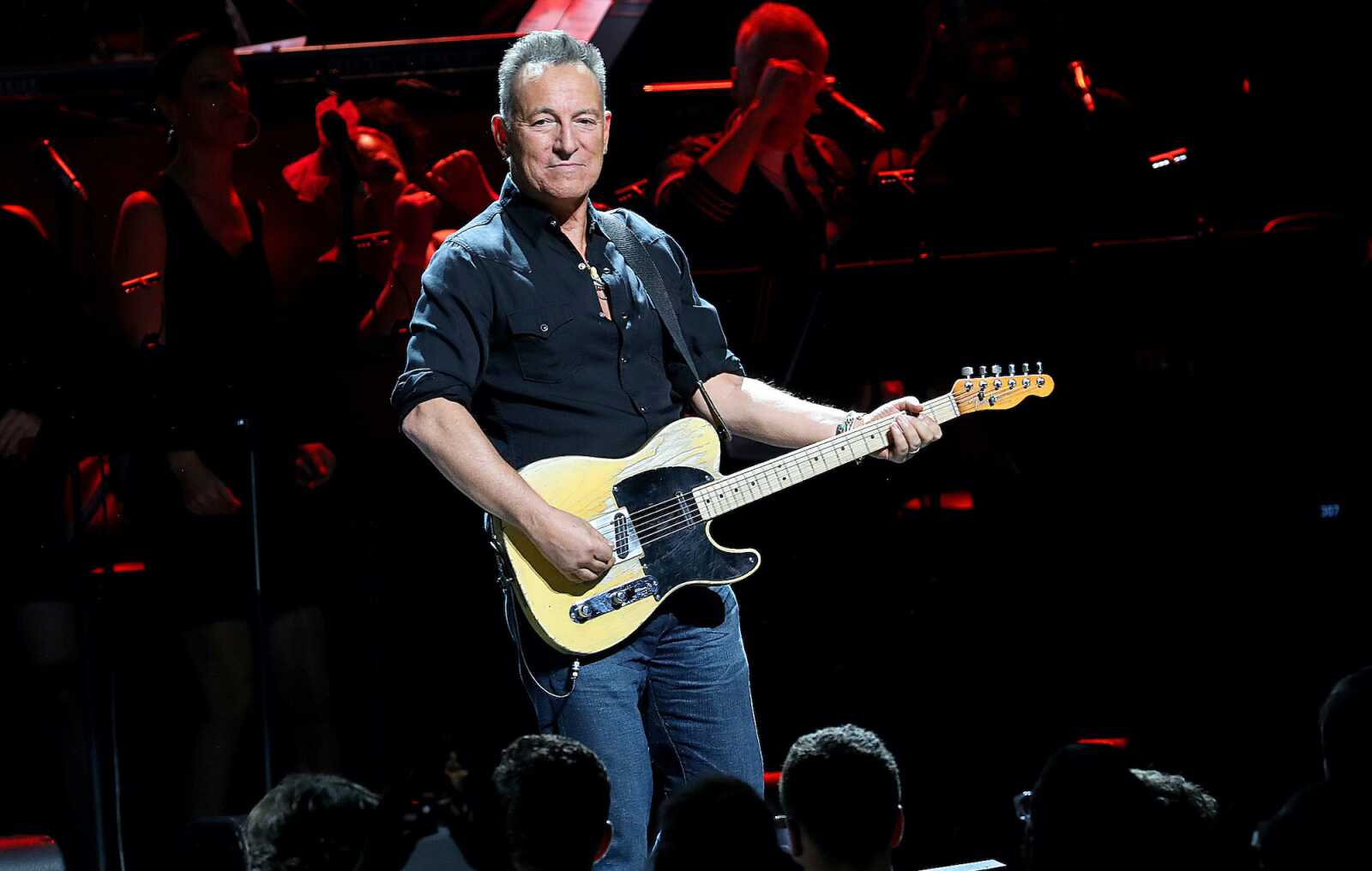 Bruce Springsteen Virtual Background Bruce Springsteen Wallpapers (79 images) - WallpaperCat