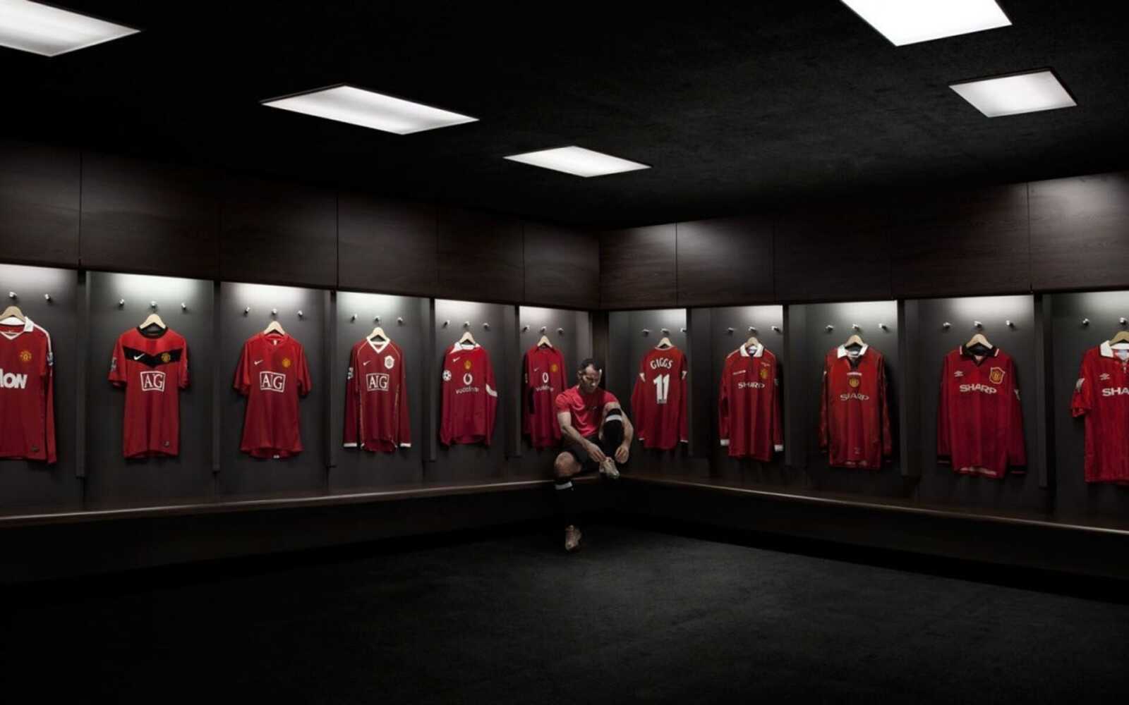 Manchester United Wallpapers (68 images) - WallpaperCat