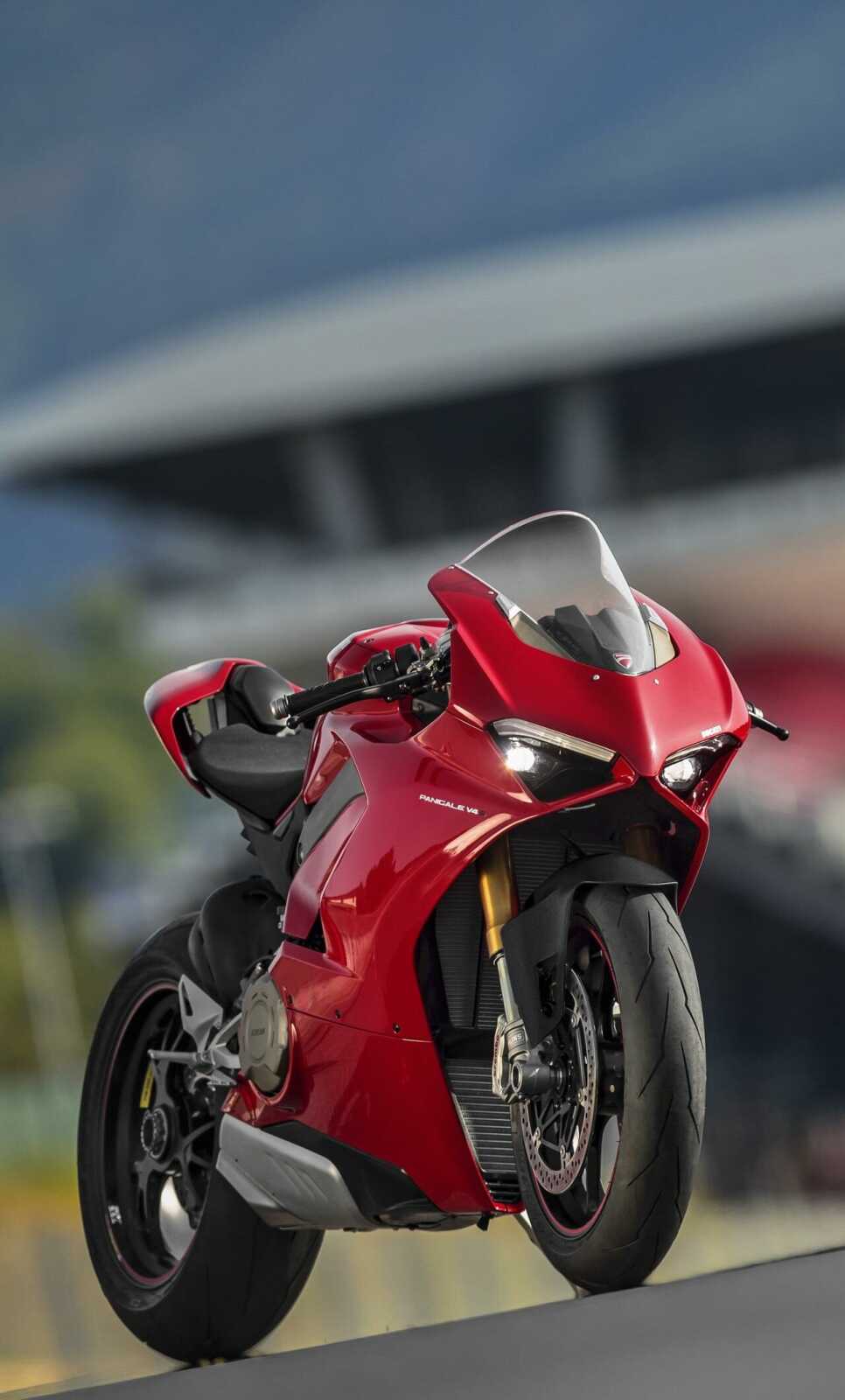 860 Gt