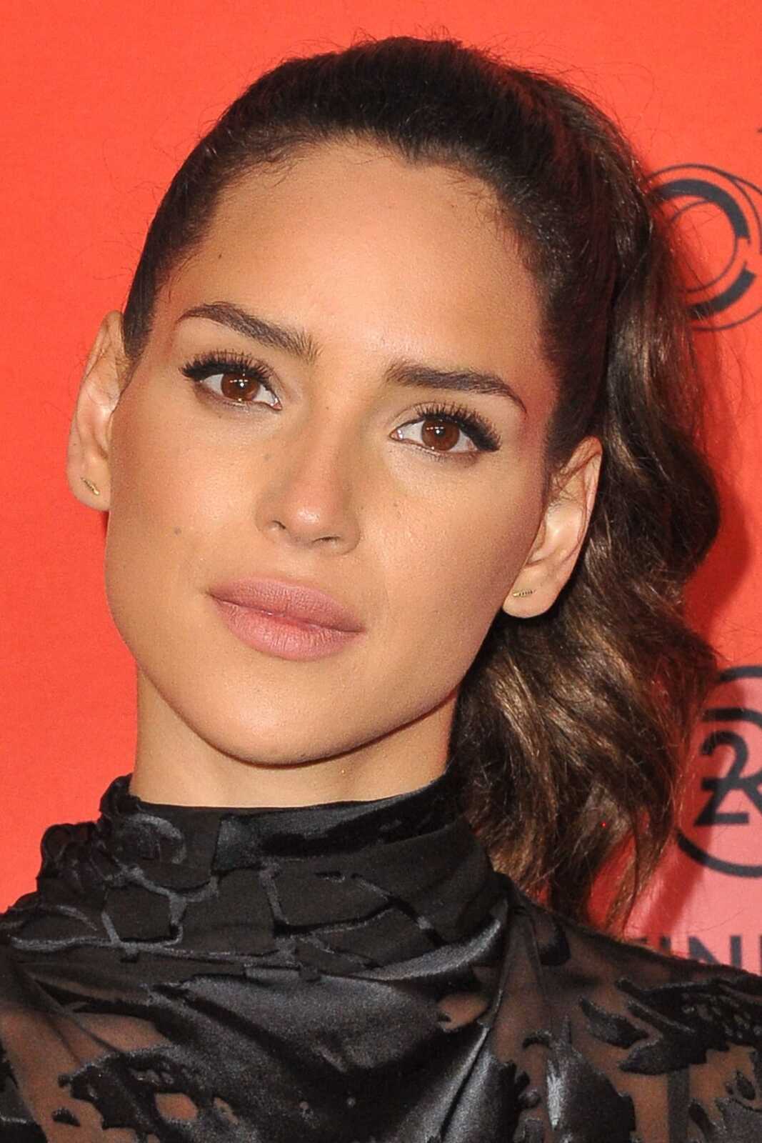 Adria Arjona Wallpapers (41 images) WallpaperCat — free download