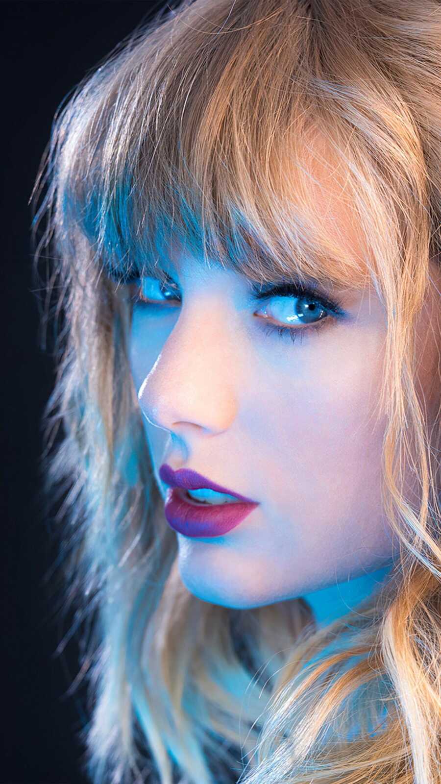Taylor Swift Closeup