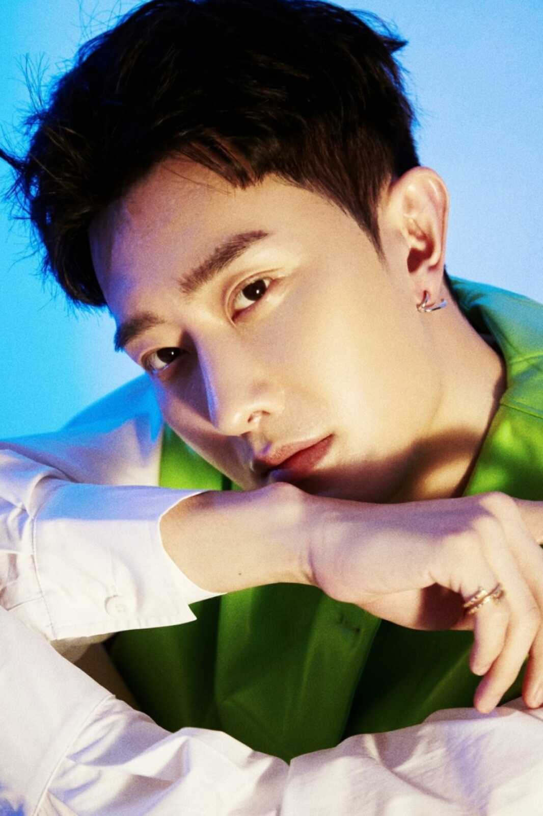 Zhou Mi Wallpapers (23 images) - WallpaperCat