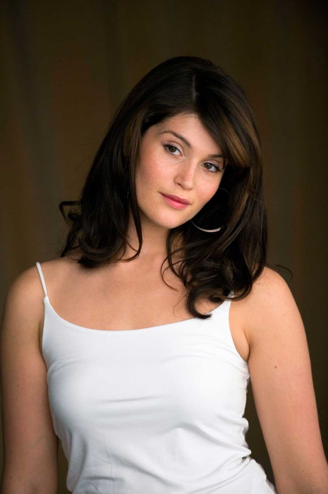 Gemma Arterton Wallpapers (65 images) - WallpaperCat — free download