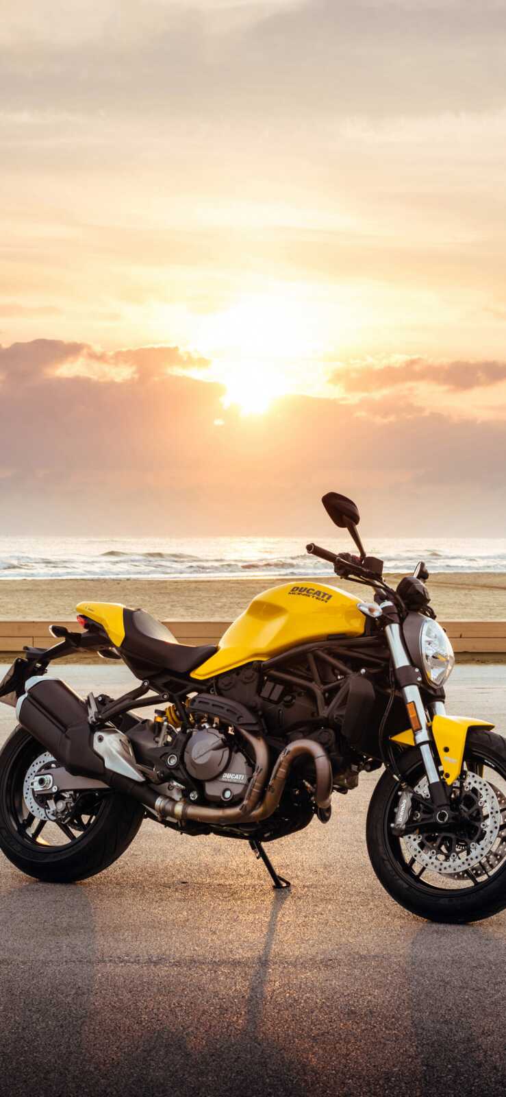 Ducati Monster 821