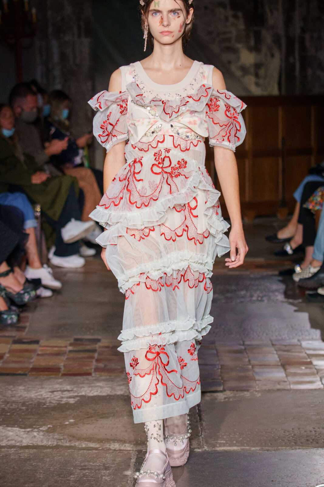 Simone Rocha Wallpapers (51 images) - WallpaperCat