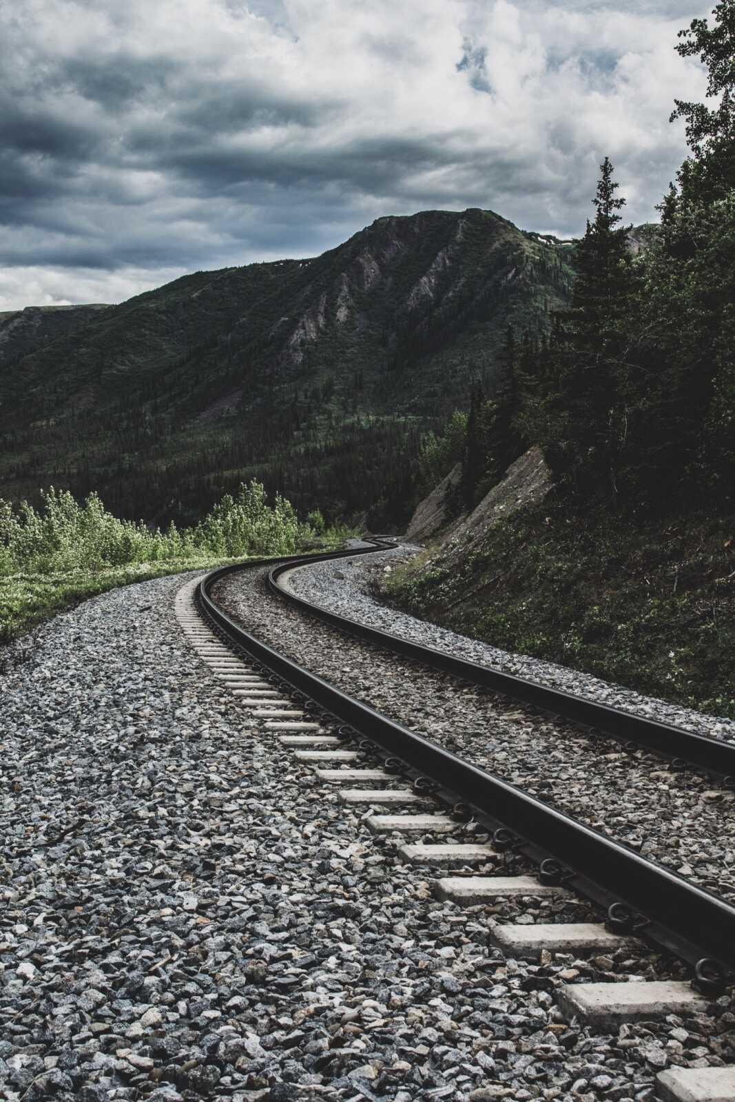 Railway Wallpapers (44 images) - WallpaperCat