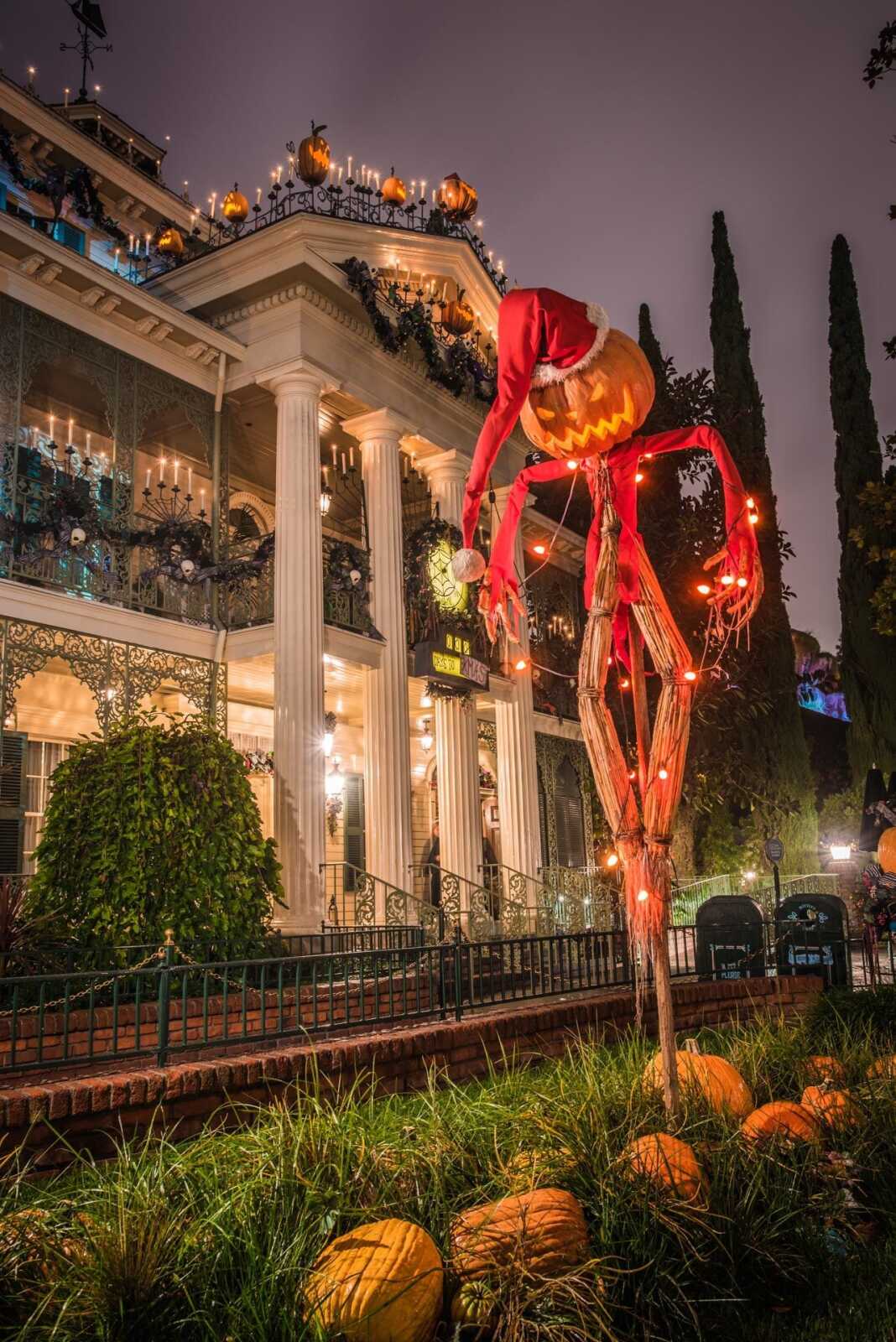 Haunted Mansion Wallpapers (20 images) - WallpaperCat