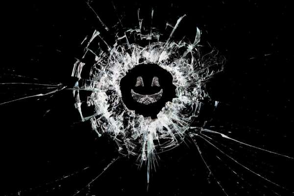 AMOLED Black Mirror Dystopia Wallpapers